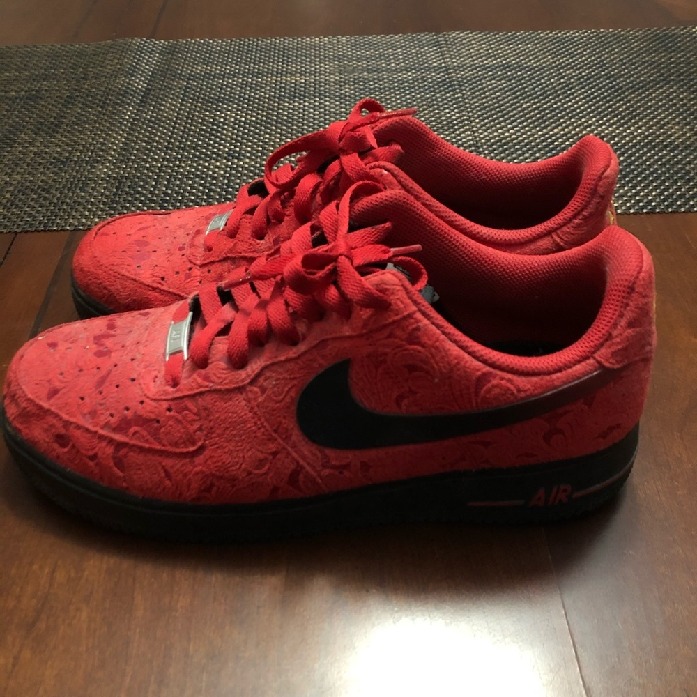 Nike Sneakers - Men’s size 10